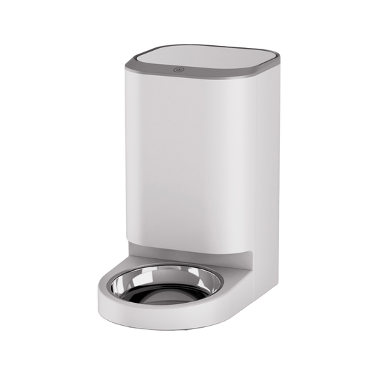 Automatic feeder with App